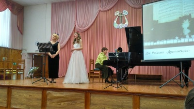 Сольный концерт выпускниц фортепианного отделения